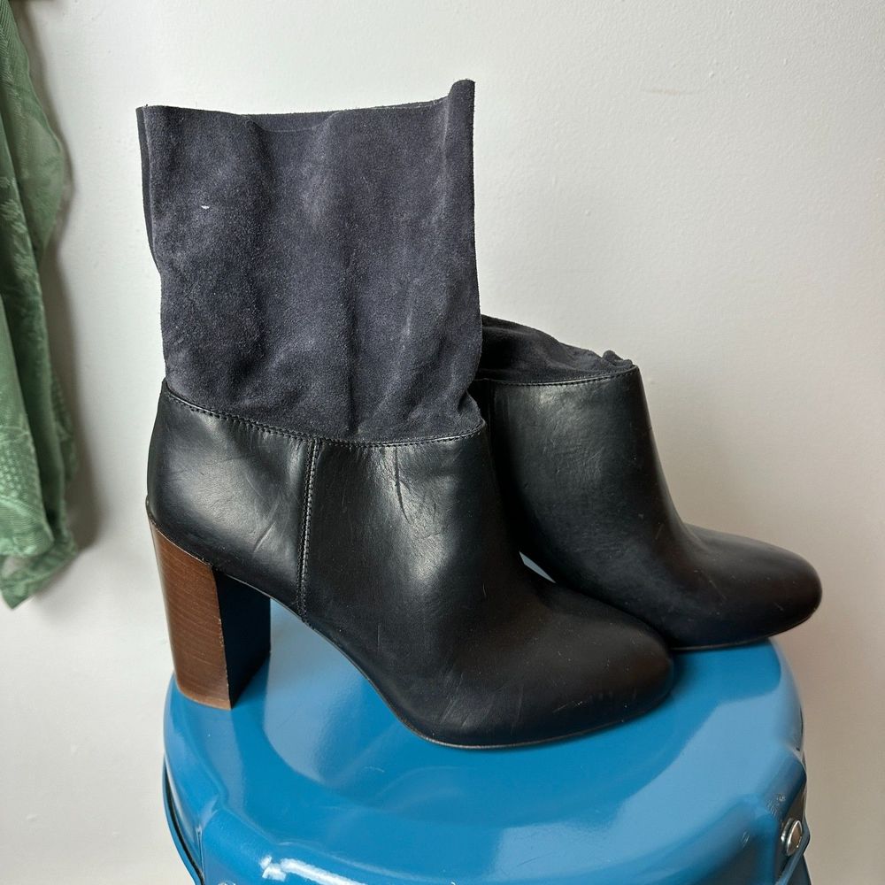Vince Chase Black Fold Over Slouch Booties